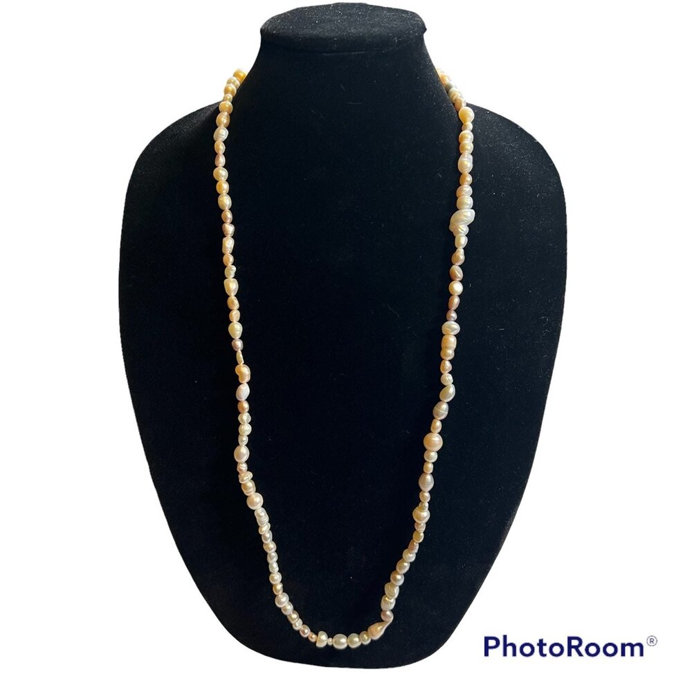 Pearl necklace
